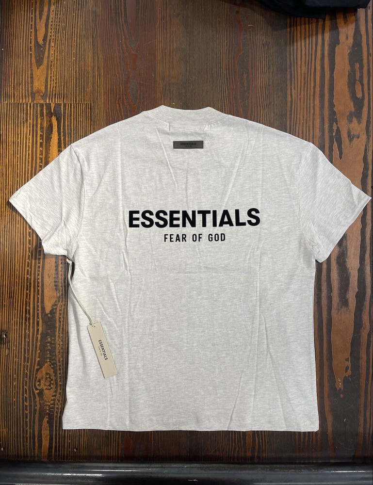 Fear of God Essentials Light Oatmeal Short Sleeve T-Shirt Size Medium (SS22)