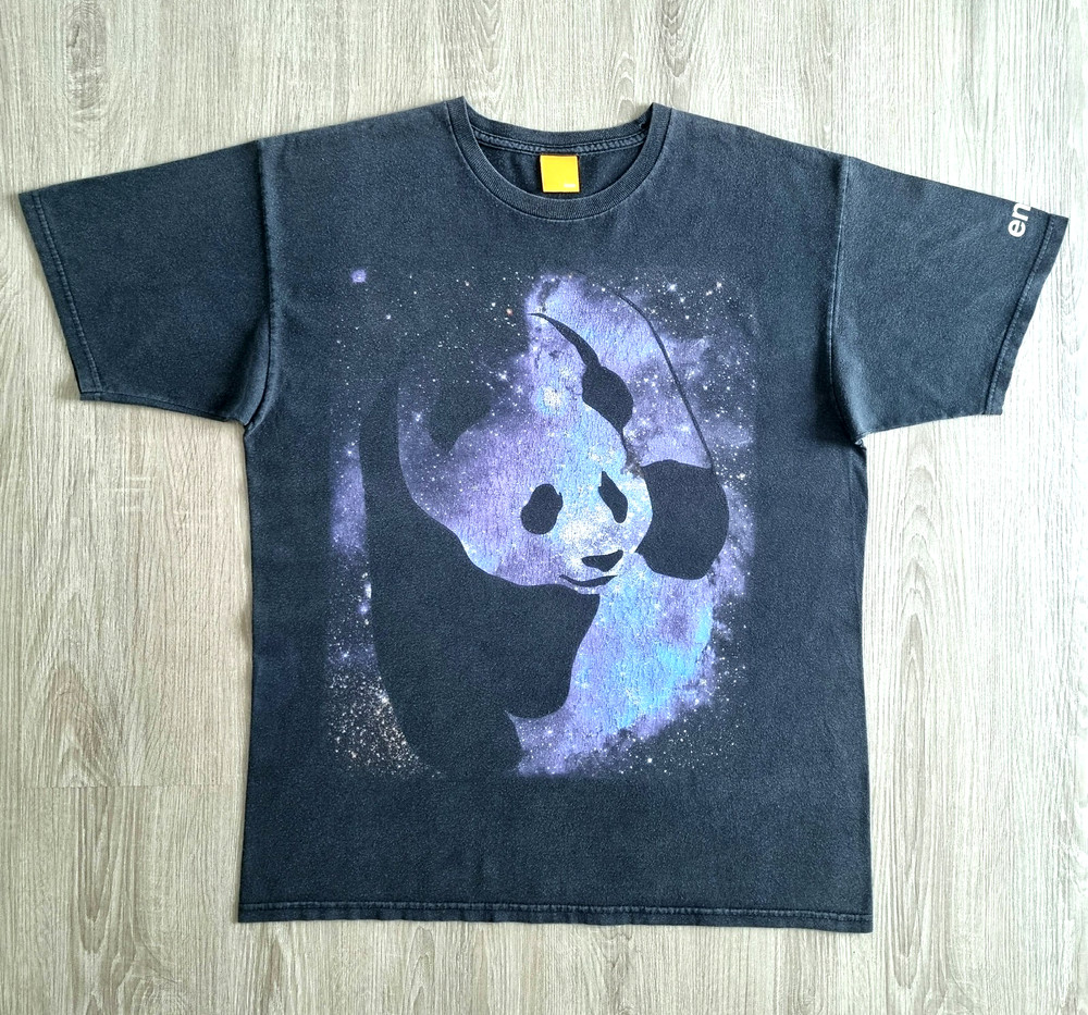 Vintage ENJOI Skateboards Shirt L Skate Panda OVP Anime Almost Blind Baker Space