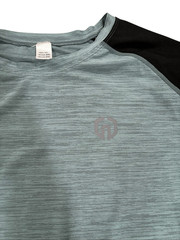 Neleus Dry Fit Logo Muscle Mens Shirt, size 2XL, Green and Black, Long Sleeves