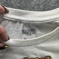 Marvel Comics Shirt Mens Medium White Superhero Graphic Tee Avengers Heroes