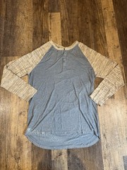 Lularoe Henley T-Shirts Cotton Blend Color Contrast Long Sleeve Hi-Low Size XL