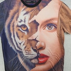 Hudson outerwear t-shirt large half woman tiger face print skate AoP Animal