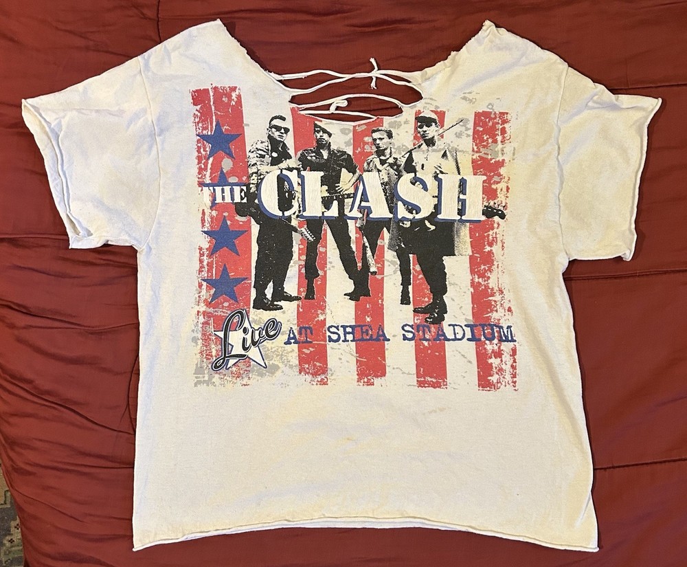 The Clash Live at Shea Stadium T Shirt 2000s Size Medium White Personalized