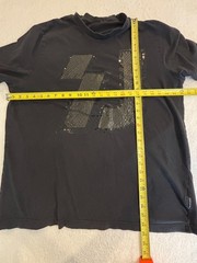 Sean John T-shirt Mens 2XL Black Snakeskin Sequin Sj Logo Graphic Straight Hem