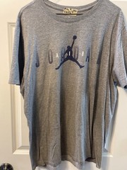 Nike Air Jordan Short Sleeved Tee Size XL Grey Men’s