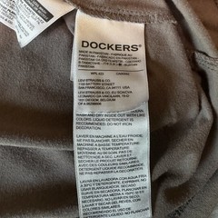 Men’s Dark Beige Dockers Shirt Size Medium, Vintage, Short Sleeve, Pocket Tee