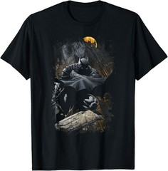 Batman Sweeping Cape T-Shirt
