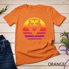 Lion Retro Style Vintage T-Shirt Unisex T-shirt