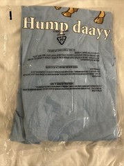 Unisex T-shirt two XL hump day short sleeve T-shirt