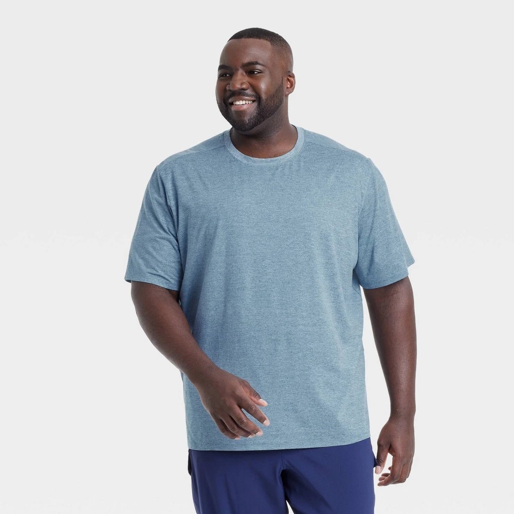 All in Motion Men’s Relaxed Fit Soft Stretch T-Shirt Blue Size M NWT