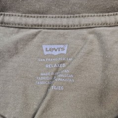 Levis Relaxed Fit Graphic T Shirt Men’s XL Olive Green NWT Crew Neck