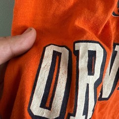 Vintage SYRACUSE UNIVERSITY ORANGEMEN ORANGE T-shirt 80s SU College Football MED