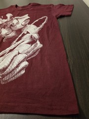 Marvel Spider-Man Web Shooting T-Shirt Burgandy Size Medium