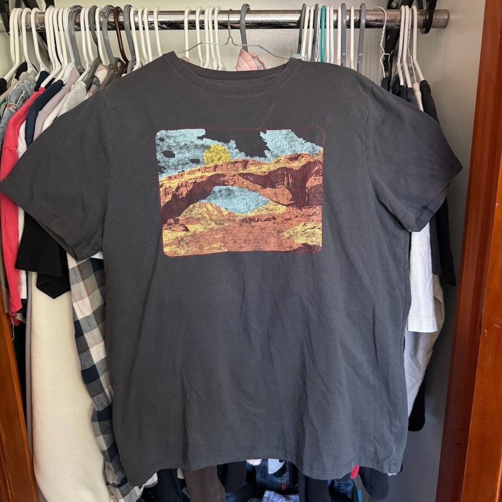 Goodfellow & Co Men’s Graphic T-Shirt