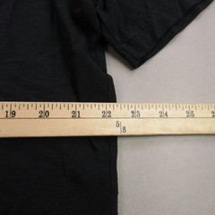 Travis Mathew Shirt Mens XL Short Sleeve V Neck Black Lightweight