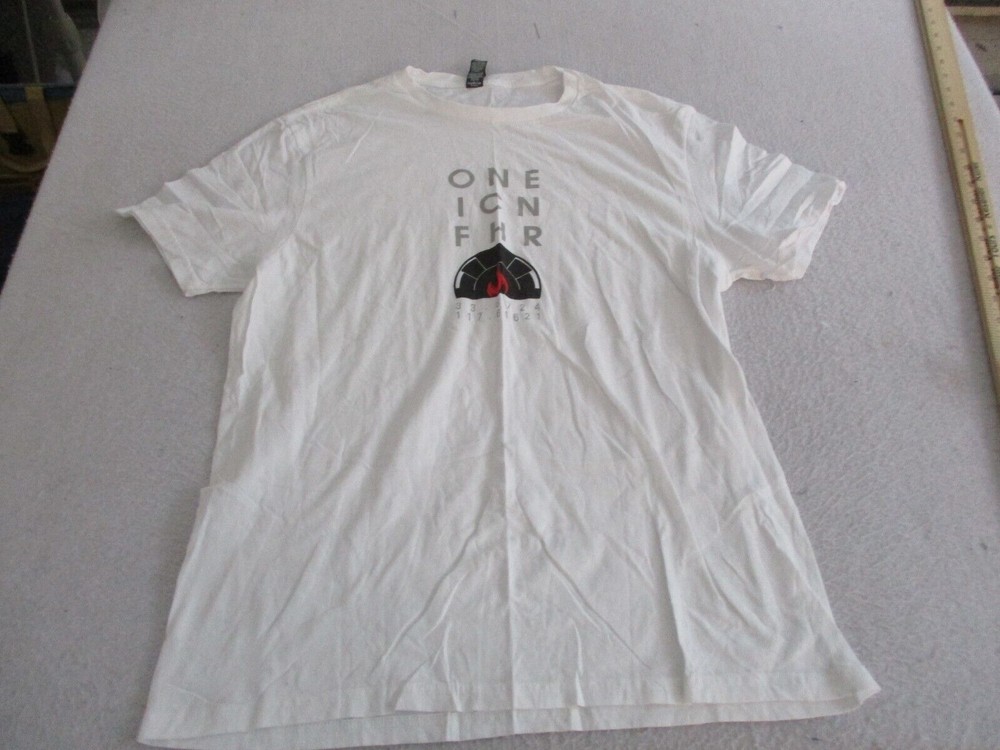 District Concert Tee ONE ICN FHR white t shirt sz m