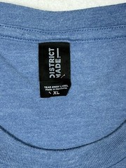 District Made Mens Graphics Tee “It’s a Groove Thing” Size XLarge Blue XL