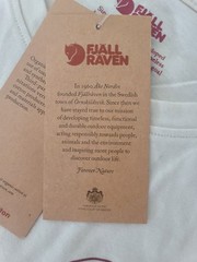Fjallraven 1960 Logo Men’s Size L T-Shirt Fox Sweden NEW Cream Beige Large