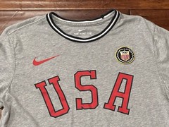Nike USA Olympic Team Gray Red Mens Women’s Small Heritage Crest Logo T Shirt