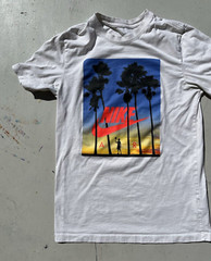 Men’s Nike T-Shirt Multicolor All-Over Spell S Swish Logo Streetwear City Sports