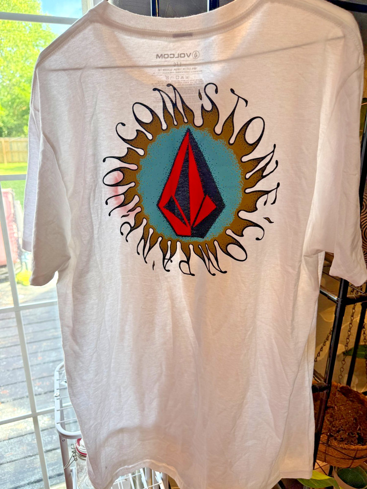 Volcom Stone Company White Skate T-Shirt New with Tags Size L