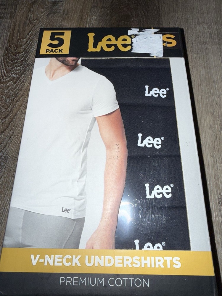 Lee ~ Mens 5-Pack T-Shirts V- Neck Black 100% Cotton Undershirts ~ S (34-36)