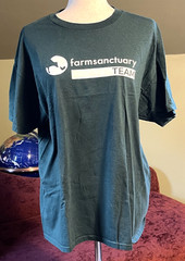 “Farm Sanctuary Team” Hanes Unisex Ecosmart T Shirt Large Green & White