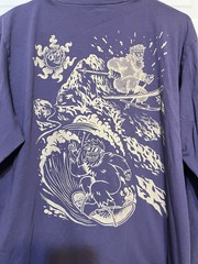 Mountain Hardware Men’s Large Long Sleeve Tshirt Purple Sasquatch Surfing Logo