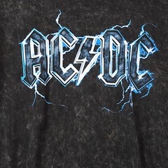 ACDC Shirt MENS LARGE BLACK BLEACH CASUAL CONCERT 77 WORLD TOUR ROCK MUSIC NWT