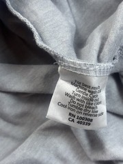 Tuckernuck Mens Gale Gray Tee Peter Millar Medium UPF 50 Short Sleeve Crewneck