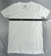 Good fellow White V Neck Size Medium Shirt