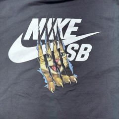 Nike SB Cat Scratch Graphic Skate Tee Loose Fit Black Size Large (Rare)