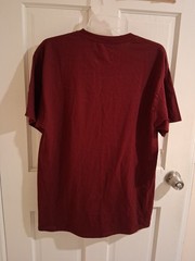 Hanes Men’s Burgundy Graphic Print Crewneck Cotton Knit Tee Shirt L/G