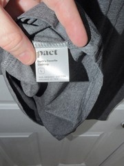 NWOT-Pact-Men’s Organic SoftSpun Essential V-Neck Tee-Med Grey Heather- (LARGE)