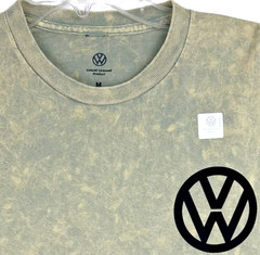 VW Volkswagen Officially Licensed Convert Black Lab Beach T-Shirt Tee Size M NWT