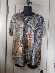 Men’s 3D Branch Print T-Shirt Size Large (44) NEW