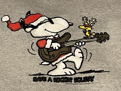 Peanuts Snoopy Woodstock Guitar Xmas Shirt Large Have a Rockin Holiday Sz XL