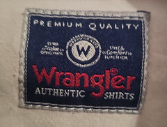 Wrangler Authentic Men’s Large Olive Green Long Sleeve Button Up Utility Shirt