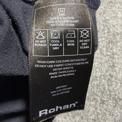 Rohan T Shirt Mens Medium Stretch Lightweight Button Pocket Minimalist Tee