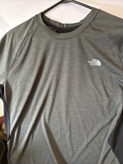 The North Face Men’s T-Shirt Short Sleeve Half Dome Small Logo Regular Fit Tee