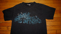Vintage Y2K IT IS FINISHED John 19:30 Cross Tree Branches Print Black S TShirt