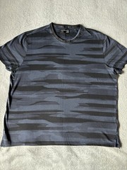 CALVIN KLEIN MENS TSHIRT Cotton Camouflage Black Blue XL 48” Chest X 23” Long
