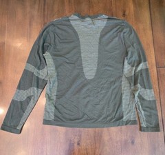 Men Size Small Nike ACG Baselayer Shirt Green Dri-Fit ADV Delta River Nylon Wool