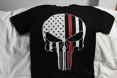 PUNISHER SKULL THIN RED LINE FIREFIGHTER FIREMAN AMERICAN FLAG USA T-SHIRT