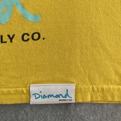 Diamond Supply x Tweety Bird Looney Tunes Shirt Small Yellow Graphic Skateboard