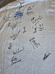 Vintage World Cup Cricket Champions Sri Lanka XL LA TOUR 96 Signatures On Back