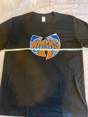 NEW YORK KNICKS – WU-TANG T-SHIRT NBA BASKETBALL HIP HOP SIZE LARGE