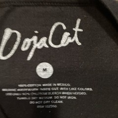 Doja Cat graphic t-shirt NWOT M