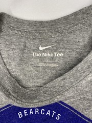 Nike T-shirt Men Bearcat Lander Gray And Blue Size M