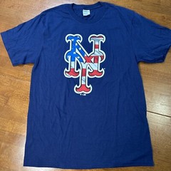 Port & Company New York Yankees T Shirt Men’s Size Medium American Flag